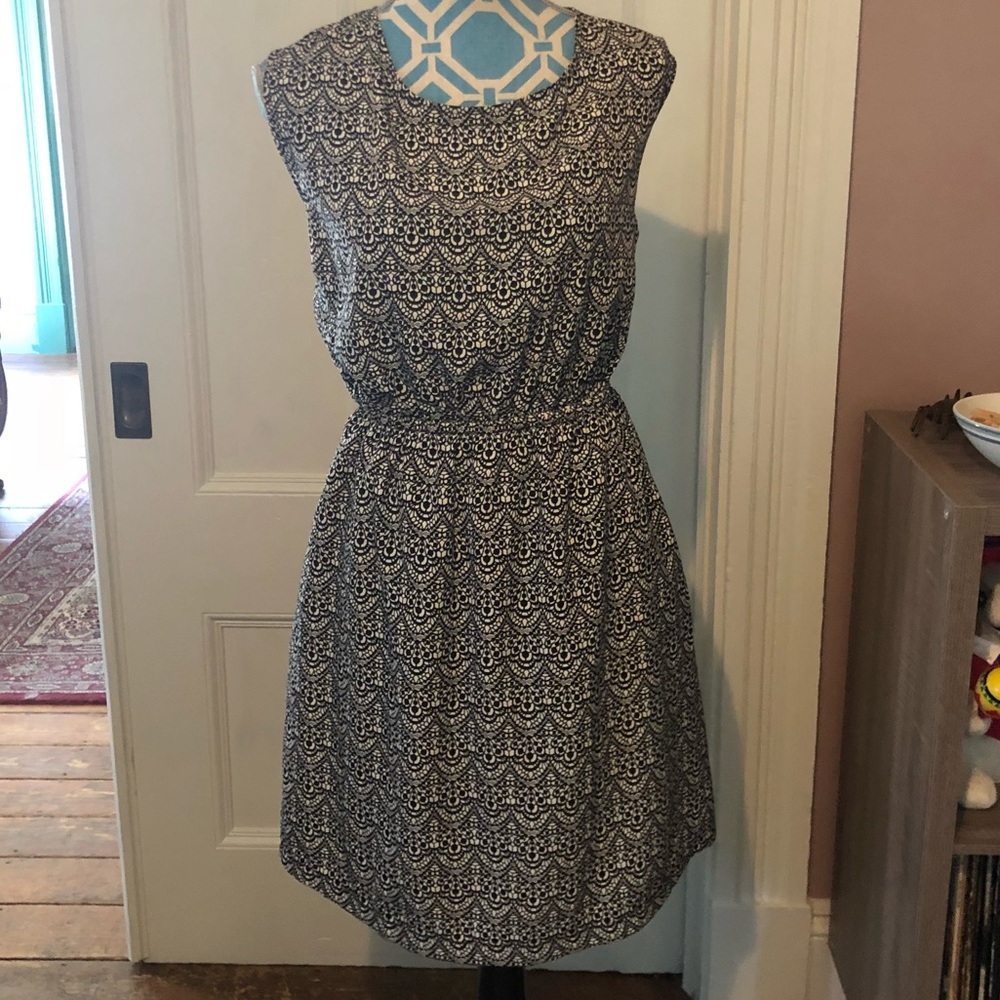 Forever 21 Lace Pattern Elastic Waist Dress 2X